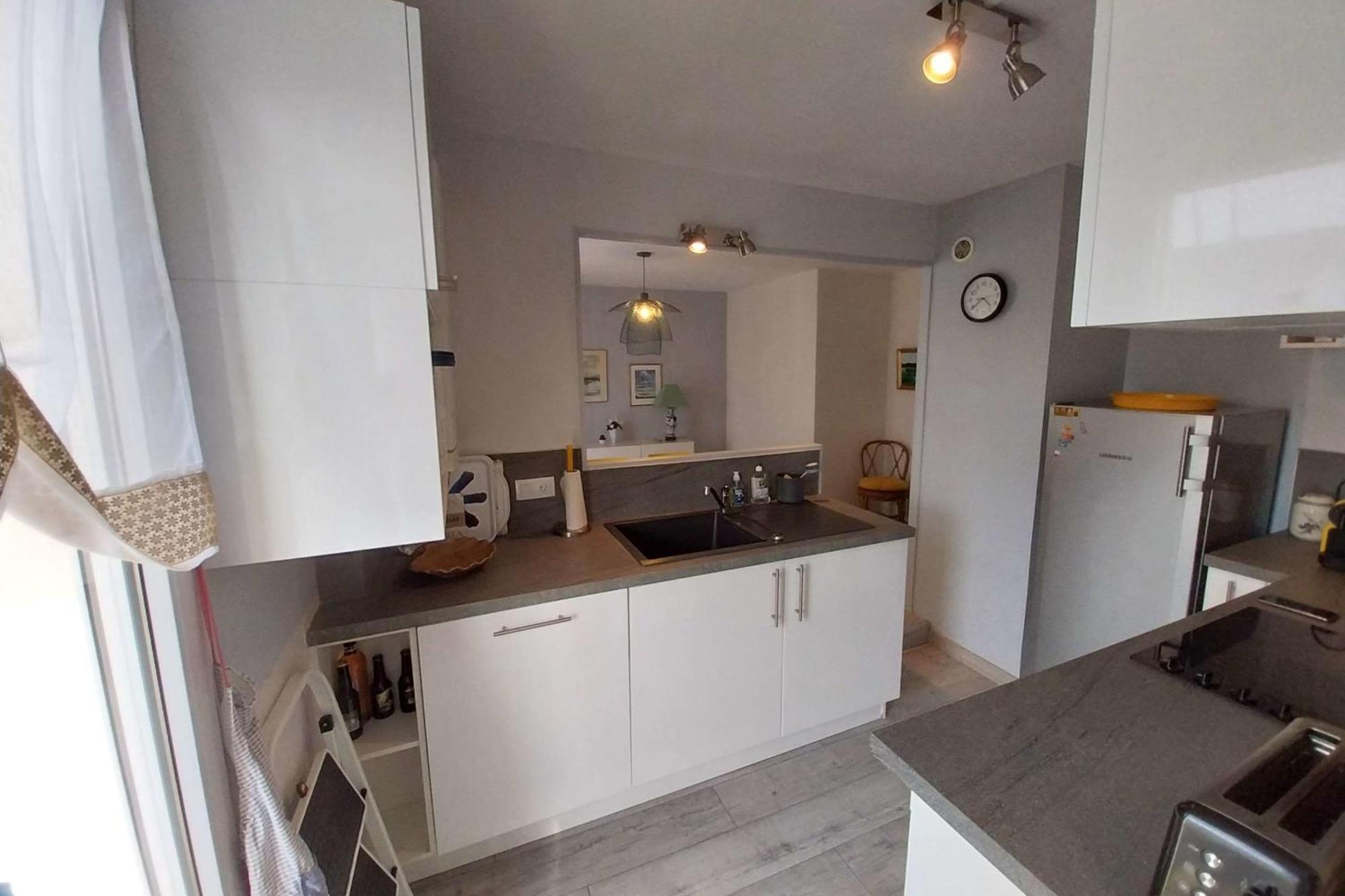 Spacious With Balcony Appartement Vannes